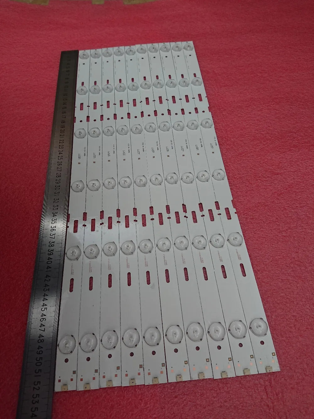 LED Backlight Strip for 2013ARC48-3228N1 Grundig 48VLE6520 BL 48VLE5520 BG 48VLE5421 48VLE4421 BF 48VLE4520 BF 48VLE565