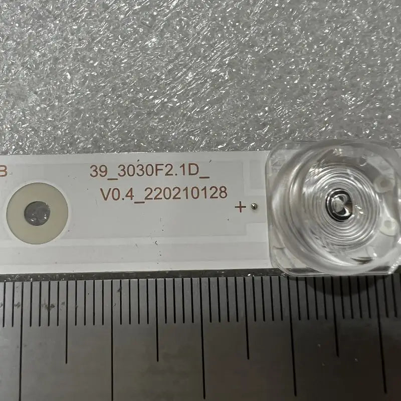 11 LED(6V)LED Backlight Strip For Thomson 32FD5526 32FD5506 TCL 32RS520K 32S327 32A265 32A260 4C-LB3211-ZM01J ZM02J LVF320NDEL