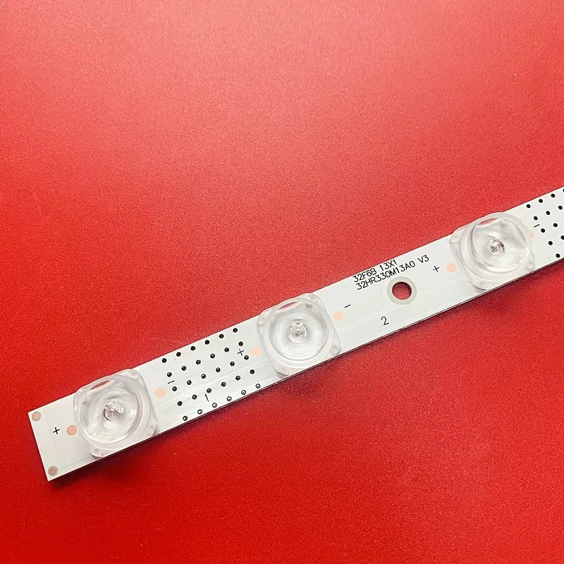 13LED 6V 630mm LED Backlight Strip For 32RS520 32S615 32R5500 32S5200 32HR330M13A0  4C-LB3213-HR02J