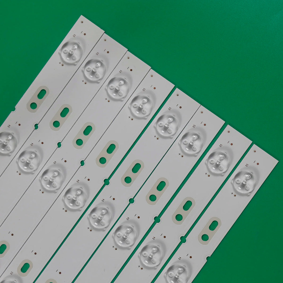 LED Strip For SH39QBE9H44067200335 5800-W39001-2P10 VER1.0 Dl3975i(a) Dl3975 02K01462A 39E350E 39E320W 39E5CHR RDL390HY